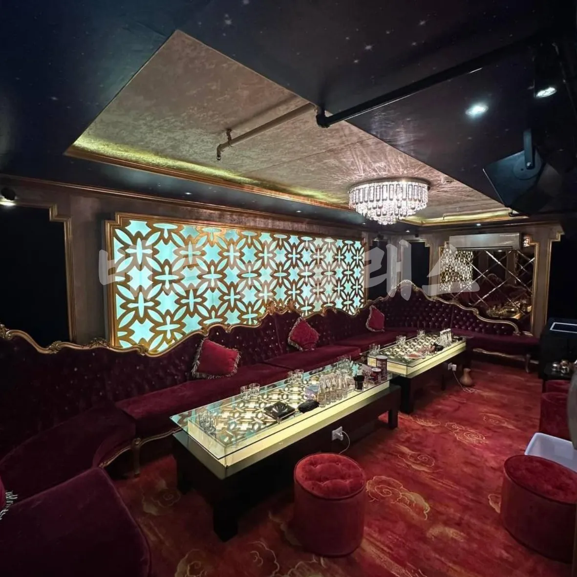[호치민 로컬 가라오케] 호치민 3군 라로얄 가라오케   La Royal karaoke 룸컨디션1