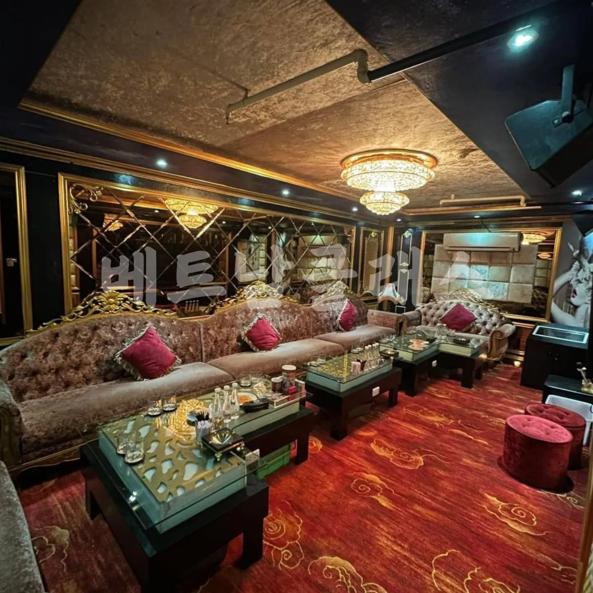 [호치민 로컬 가라오케] 호치민 3군 라로얄 가라오케   La Royal karaoke 룸컨디션2
